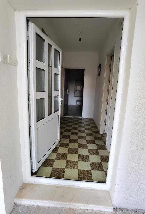 Nikolic Apartmani 巴尔 外观 照片